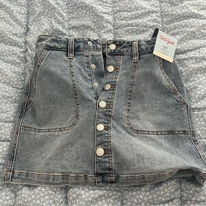 kids denim skirt (fits 000/00)